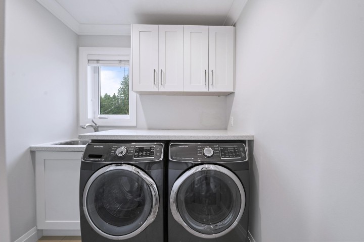 Photo 22 at 1370 Ross Road, Lynn Valley, North Vancouver