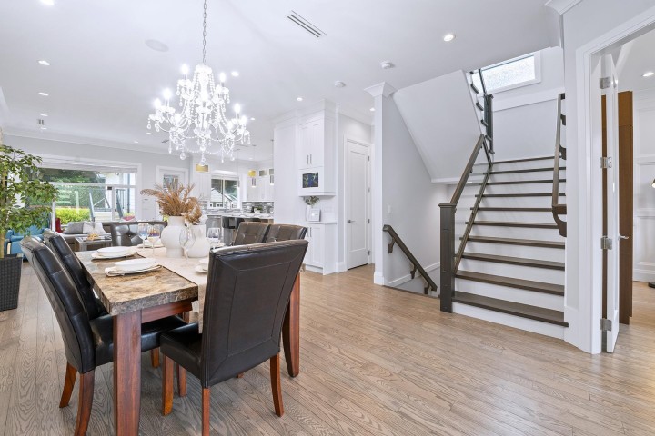 Photo 11 at 1370 Ross Road, Lynn Valley, North Vancouver