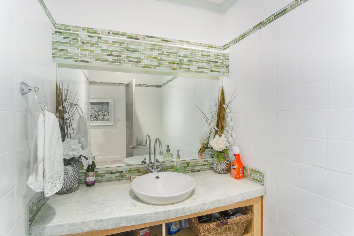 Photo 8 at 20 Oceanview Road, Lions Bay, West Vancouver