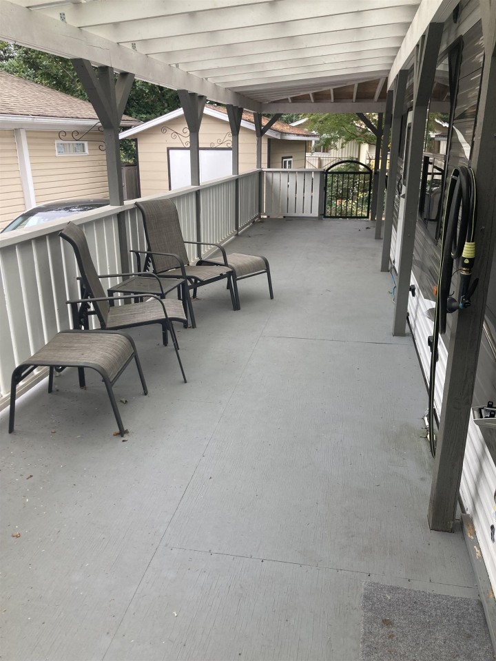 Photo 5 at 247 Tomahawk Avenue, Park Royal, West Vancouver