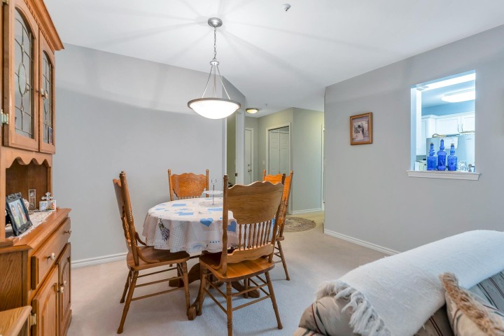 Photo 5 at 206 - 1150 Lynn Valley Road, Lynn Valley, North Vancouver