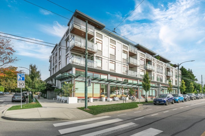 Photo 34 at 404 - 2408 Grant Street, Renfrew VE, Vancouver East