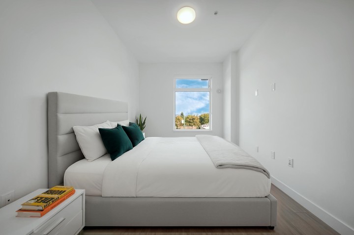 Photo 19 at 404 - 2408 Grant Street, Renfrew VE, Vancouver East