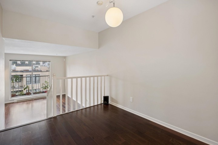 Photo 6 at 311 - 3727 W 10th Avenue, Point Grey, Vancouver West