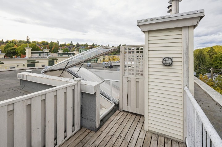 Photo 19 at 311 - 3727 W 10th Avenue, Point Grey, Vancouver West