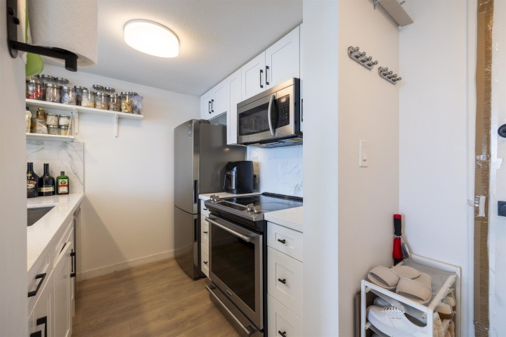 Photo 5 at 2508 - 438 Seymour Street, Downtown VW, Vancouver West