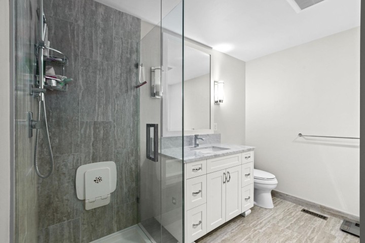 Photo 20 at 2319 Marine Drive, Dundarave, West Vancouver