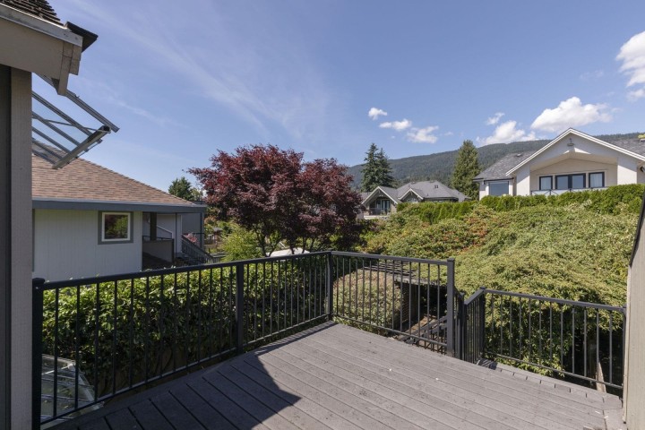 Photo 33 at 2319 Marine Drive, Dundarave, West Vancouver