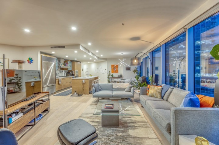 Photo 3 at 1702 - 1111 Alberni Street, West End VW, Vancouver West