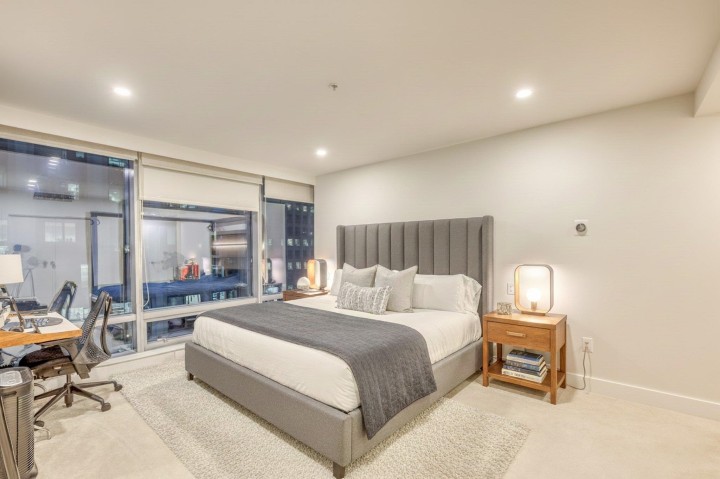 Photo 8 at 1702 - 1111 Alberni Street, West End VW, Vancouver West