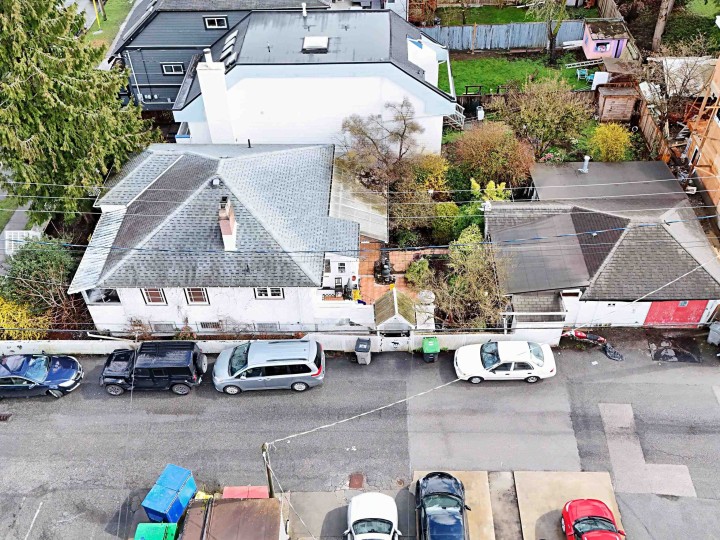 Photo 31 at 228 E 26th Avenue, Main, Vancouver East