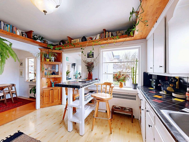 Photo 8 at 228 E 26th Avenue, Main, Vancouver East