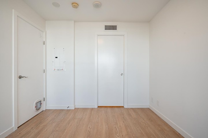 Photo 9 at 306 - 125 E 14th Street, Central Lonsdale, North Vancouver