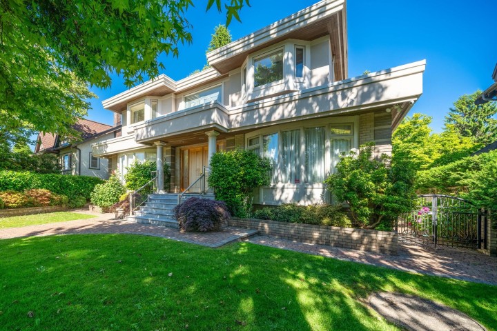 Photo 3 at 7088 Wiltshire Street, Kerrisdale, Vancouver West