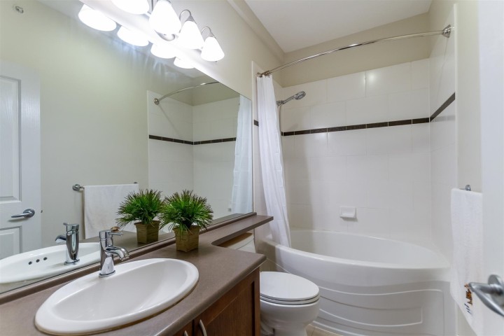 Photo 12 at 404 - 2388 Western Parkway, University VW, Vancouver West