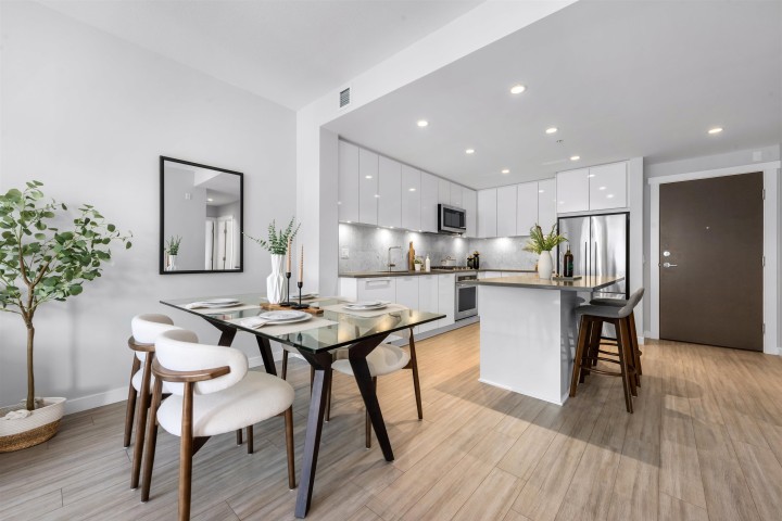 Photo 7 at 508 - 2651 Library Lane, Lynn Valley, North Vancouver