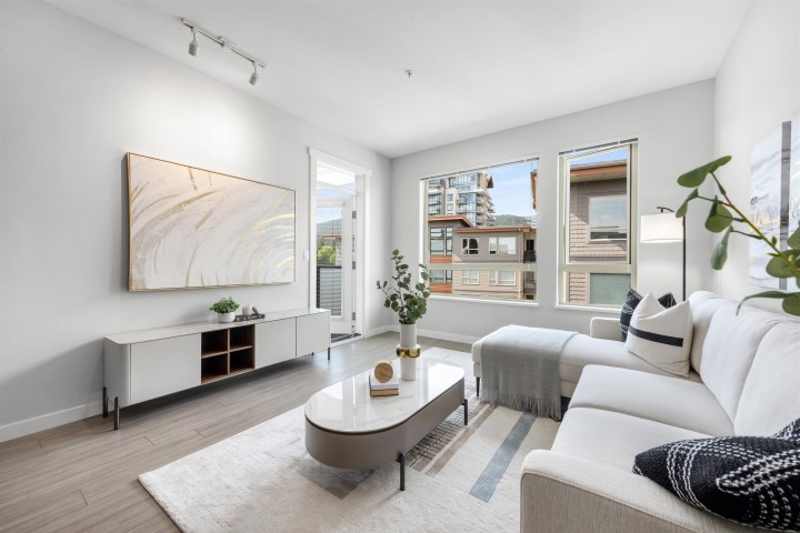 Photo 1 at 508 - 2651 Library Lane, Lynn Valley, North Vancouver