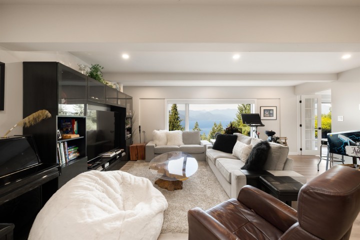 Photo 22 at 195 Kelvin Grove Way, Lions Bay, West Vancouver