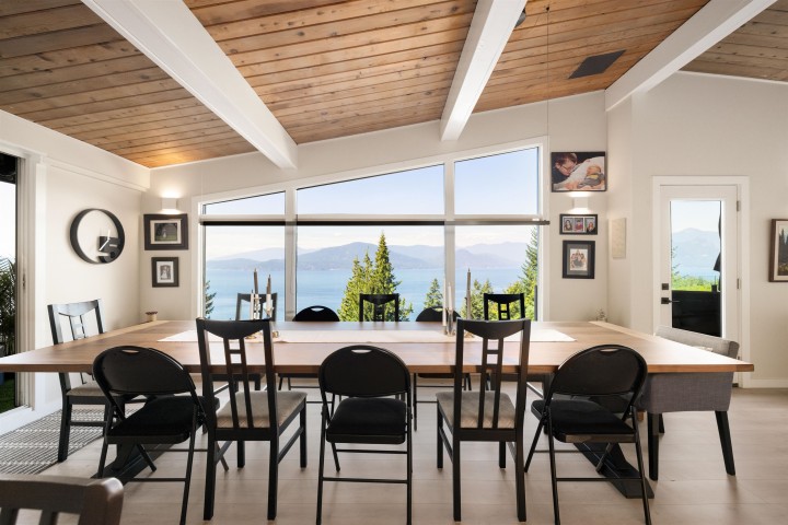 Photo 1 at 195 Kelvin Grove Way, Lions Bay, West Vancouver
