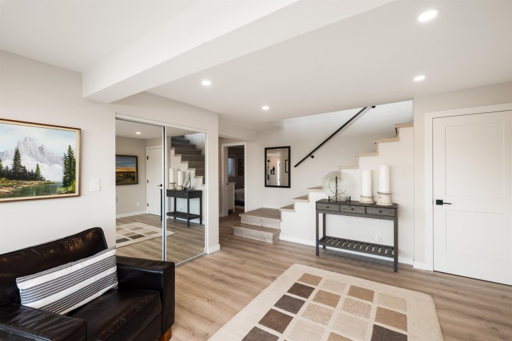 Photo 20 at 195 Kelvin Grove Way, Lions Bay, West Vancouver