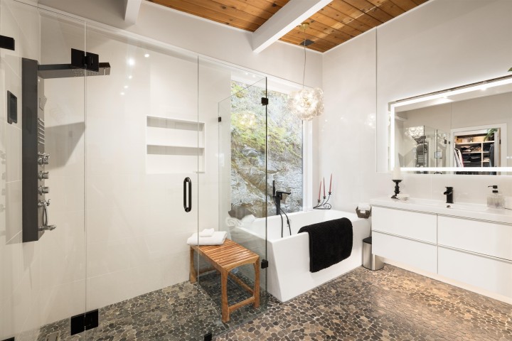 Photo 14 at 195 Kelvin Grove Way, Lions Bay, West Vancouver