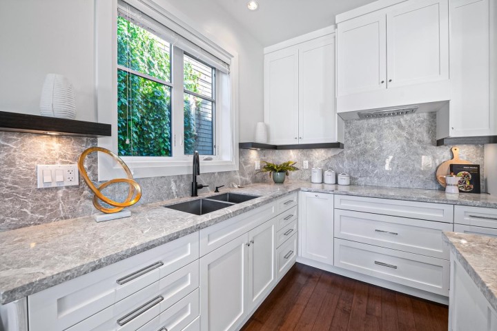 Photo 12 at 2765 W 15th Avenue, Kitsilano, Vancouver West