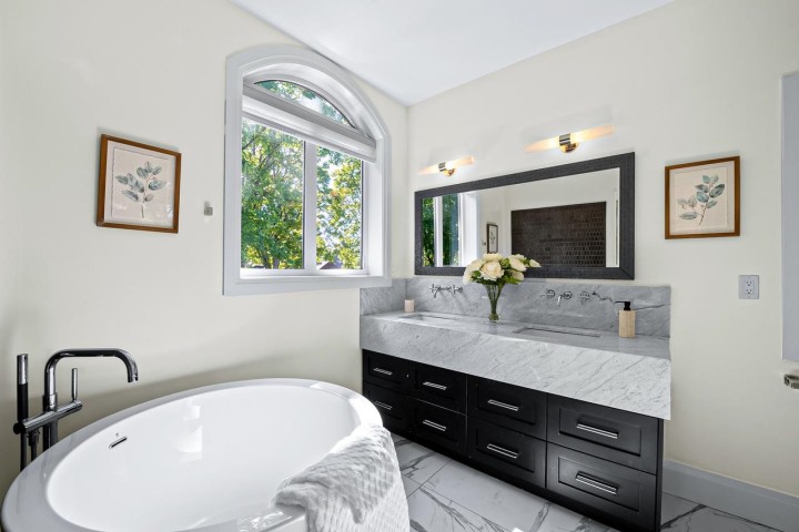 Photo 8 at 2765 W 15th Avenue, Kitsilano, Vancouver West