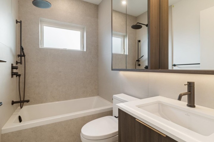 Photo 25 at 2 - 2680 E 5th Avenue, Renfrew VE, Vancouver East