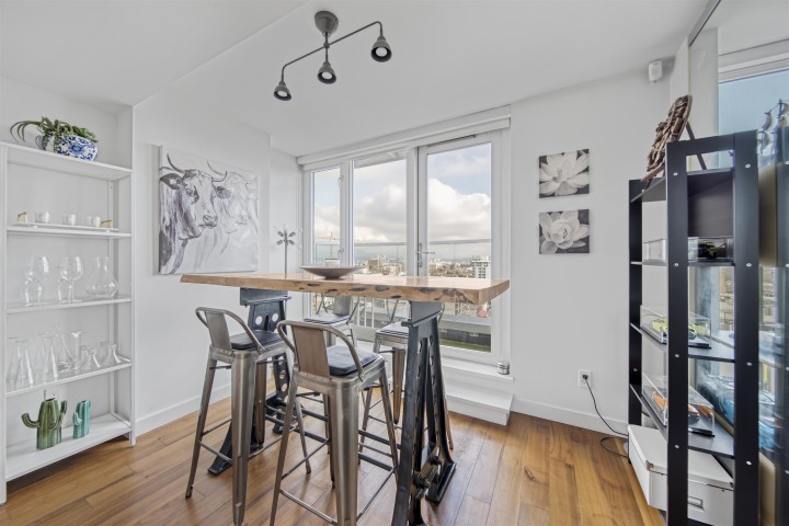 Photo 10 at PH7 - 188 Keefer Street, Downtown VE, Vancouver East