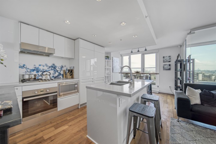 Photo 8 at PH7 - 188 Keefer Street, Downtown VE, Vancouver East