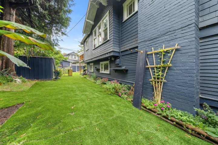 Photo 6 at 2027 W 44th Avenue, Kerrisdale, Vancouver West
