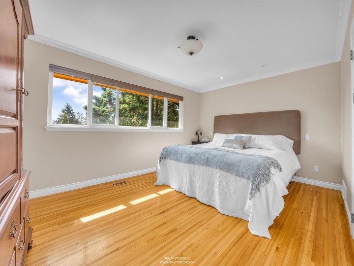 Photo 10 at 1202 Bracknell Crescent, Canyon Heights NV, North Vancouver