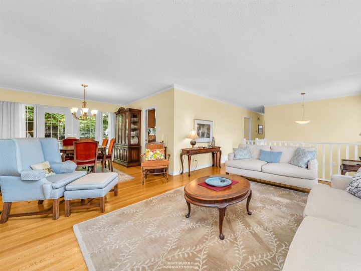 Photo 4 at 1202 Bracknell Crescent, Canyon Heights NV, North Vancouver