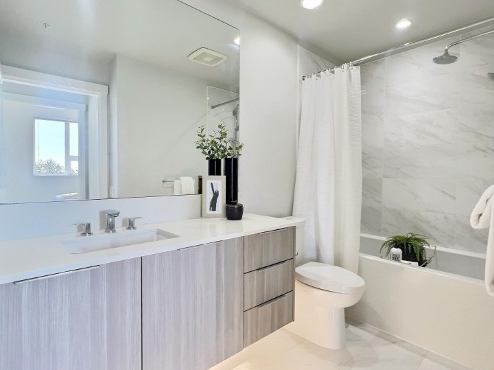 Photo 7 at 506 - 3289 Riverwalk Avenue, South Marine, Vancouver East