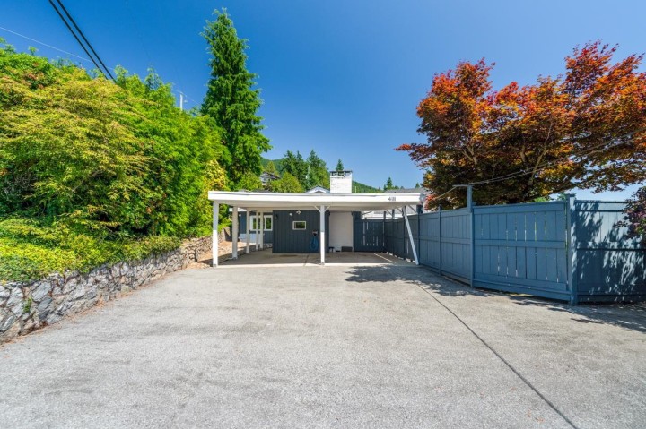 Photo 35 at 4111 Burkehill Road, Bayridge, West Vancouver