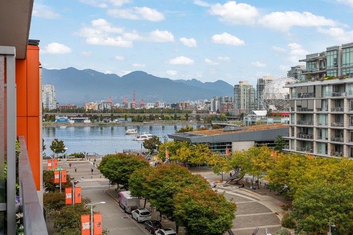 Photo 1 at 605 - 123 W 1st Avenue, False Creek, Vancouver West