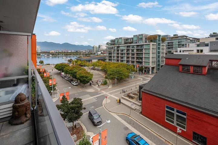 Photo 10 at 605 - 123 W 1st Avenue, False Creek, Vancouver West