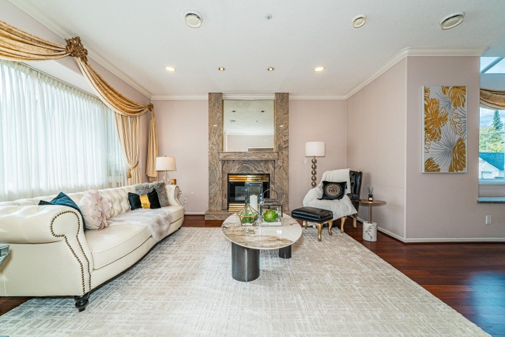 Photo 4 at 4255 W 15th Avenue, Point Grey, Vancouver West