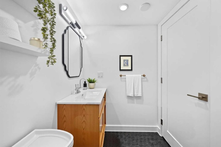 Photo 17 at 112 - 1345 W 4th Avenue, False Creek, Vancouver West