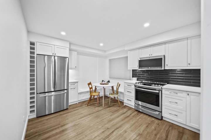 Photo 9 at 112 - 1345 W 4th Avenue, False Creek, Vancouver West