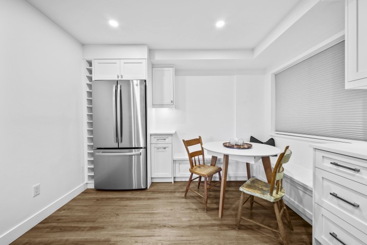 Photo 10 at 112 - 1345 W 4th Avenue, False Creek, Vancouver West