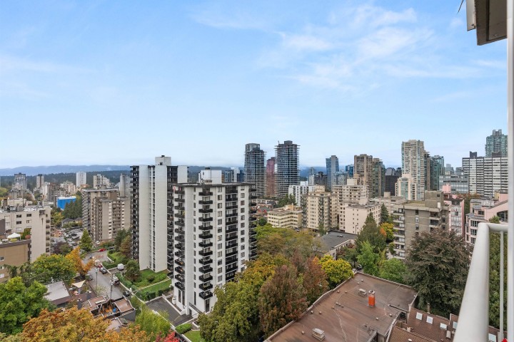 Photo 17 at 1607 - 1277 Nelson Street, West End VW, Vancouver West