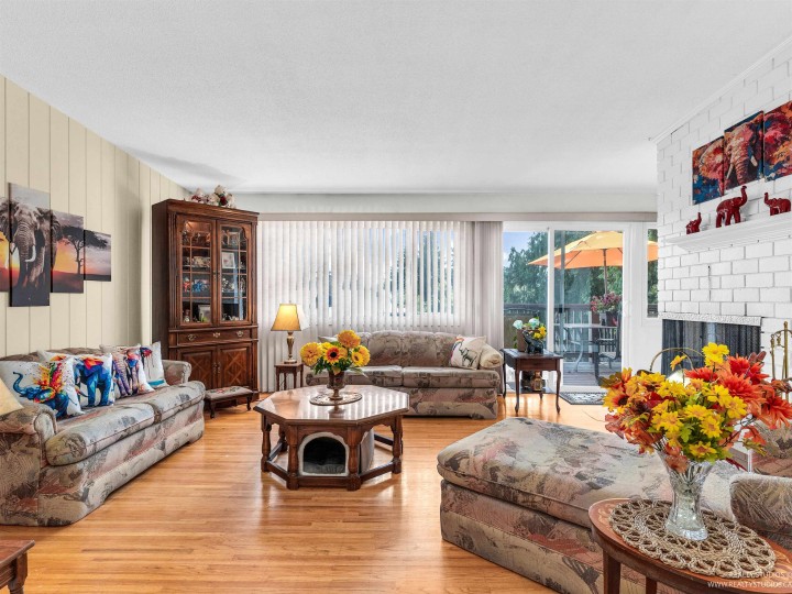 Photo 7 at 2990 Eddystone Crescent, Windsor Park NV, North Vancouver