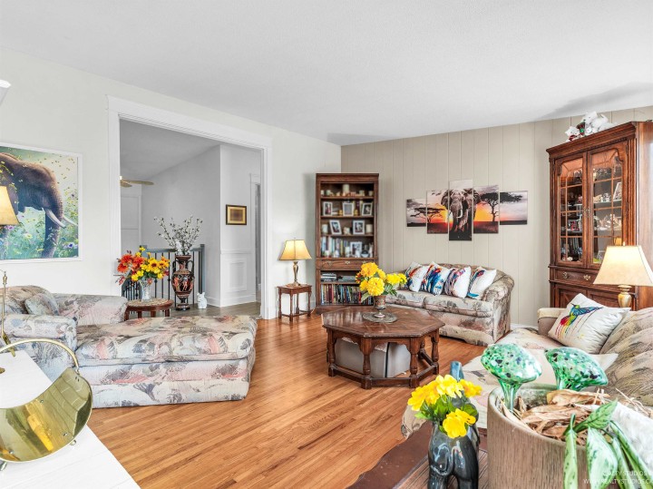 Photo 9 at 2990 Eddystone Crescent, Windsor Park NV, North Vancouver