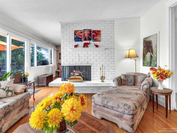 Photo 8 at 2990 Eddystone Crescent, Windsor Park NV, North Vancouver