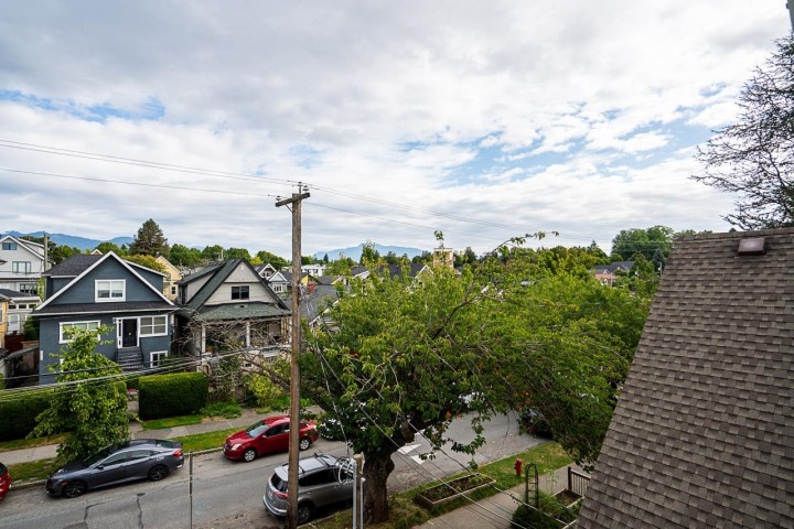 Photo 10 at 1 - 1816 E 3rd Avenue, Grandview Woodland, Vancouver East