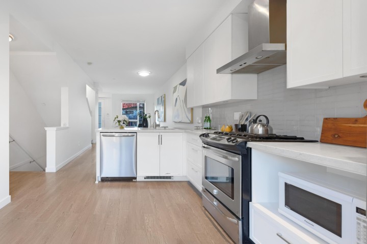 Photo 5 at 2763 Duke Street, Collingwood VE, Vancouver East