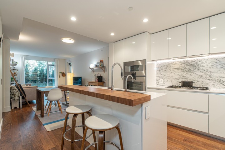 Photo 3 at 105 - 7428 Alberta Street, South Cambie, Vancouver West