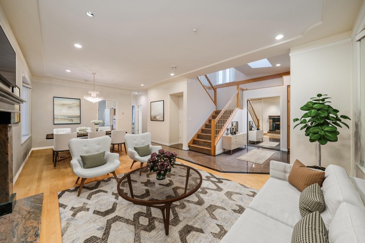 Photo 1 at 5470 Wales Street, Collingwood VE, Vancouver East