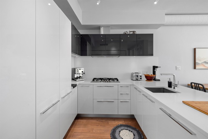 Photo 13 at 711 - 108 E 1st Avenue, Mount Pleasant VE, Vancouver West